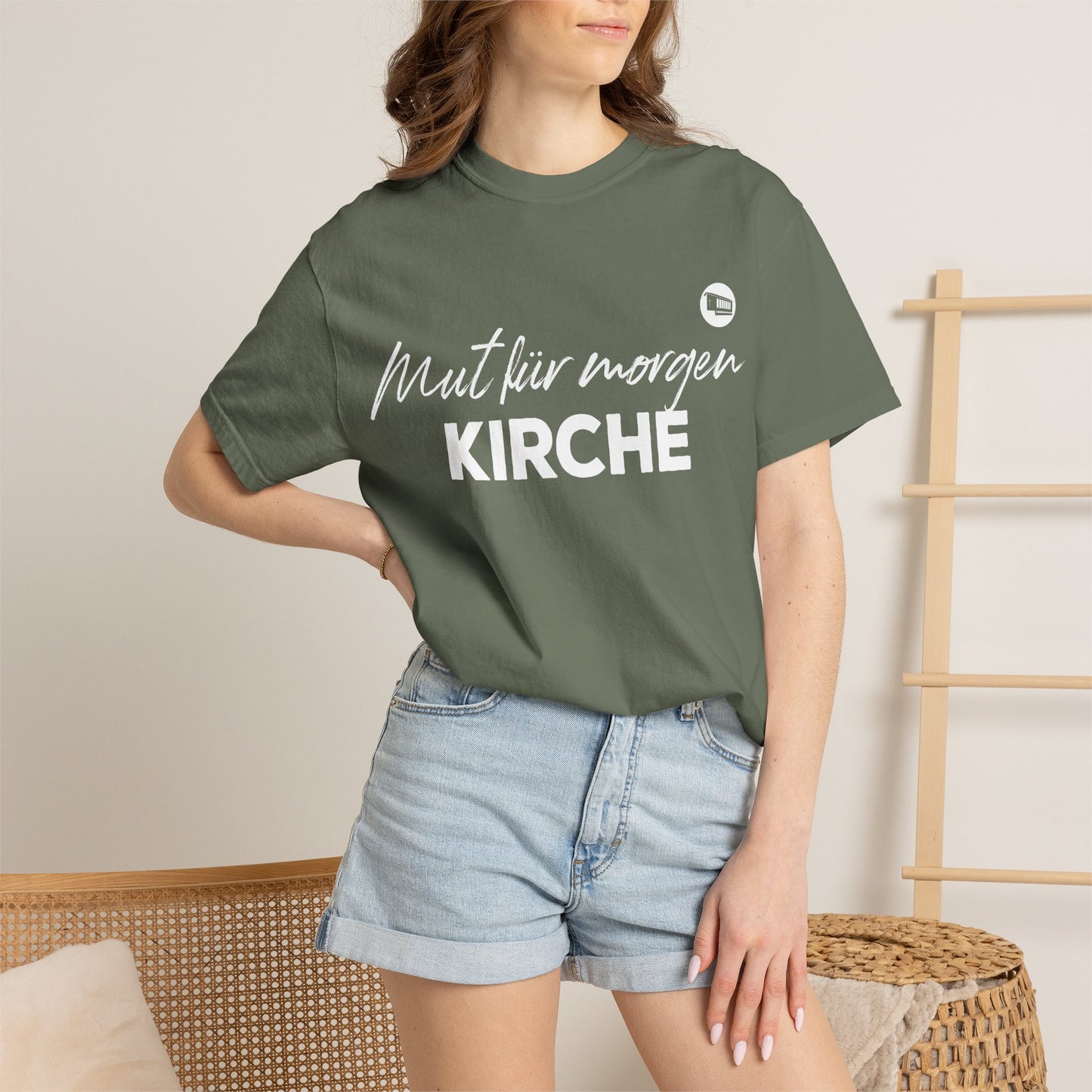 T-Shirt „Mut für morgen Kirche“ – christliches Statement-Shirt für Hoffnung und Gemeinschaft