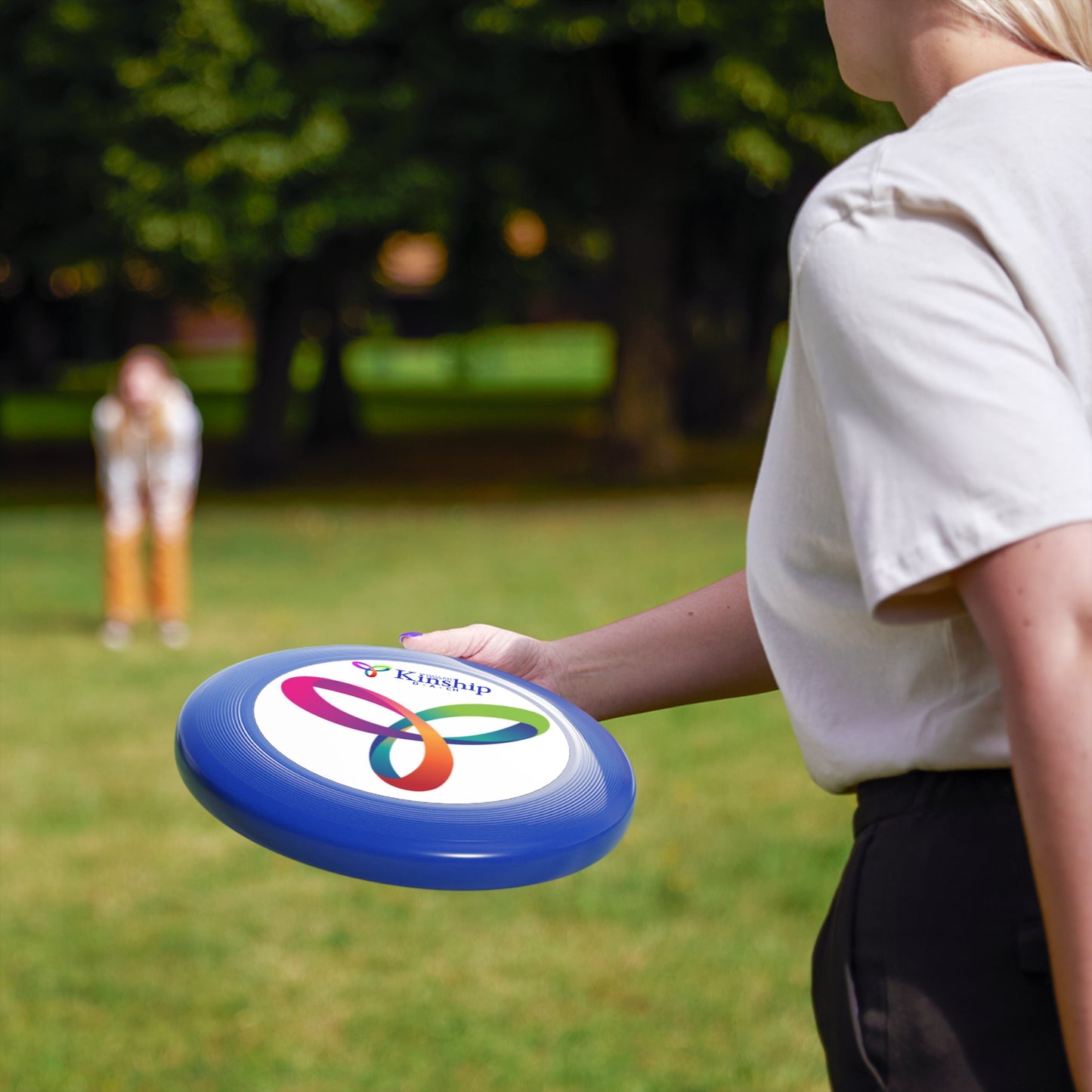 Kinship Frisbeescheibe – Gemeinschaft, die fliegt!